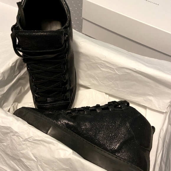 balenciaga snakeskin sneakers